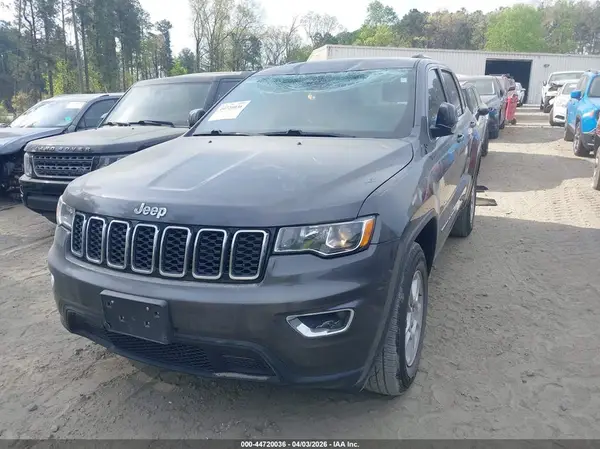 1C4RJEAG1HC780114 2017 JEEP GRAND CHEROKEE - Image 2