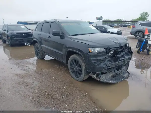 1C4RJEAG1HC833037 2017 JEEP GRAND CHEROKEE - Image 1