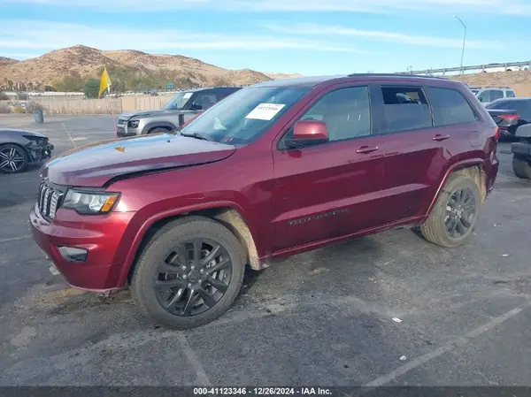 1C4RJEAG1HC888443 2017 JEEP GRAND CHEROKEE - Image 2