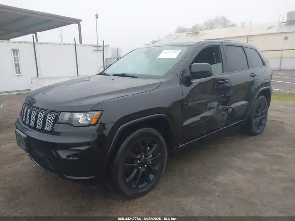 1C4RJEAG1HC952318 2017 JEEP GRAND CHEROKEE - Image 2