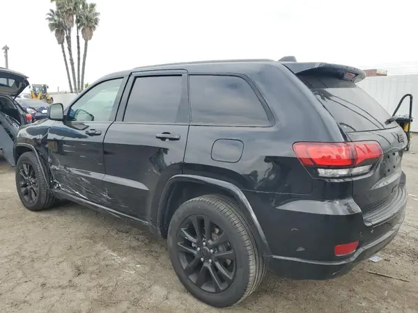 1C4RJEAG1JC247038 2018 JEEP GRAND CHEROKEE - Image 2