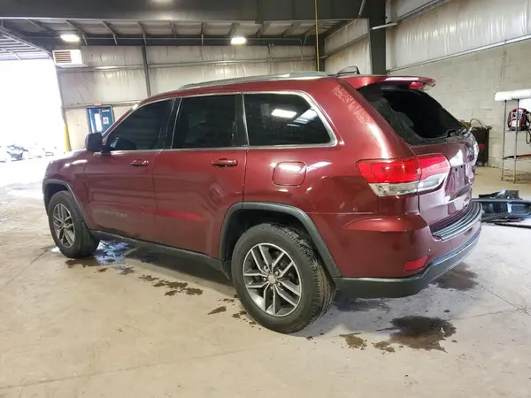 1C4RJEAG1JC252899 2018 JEEP GRAND CHEROKEE - Image 2