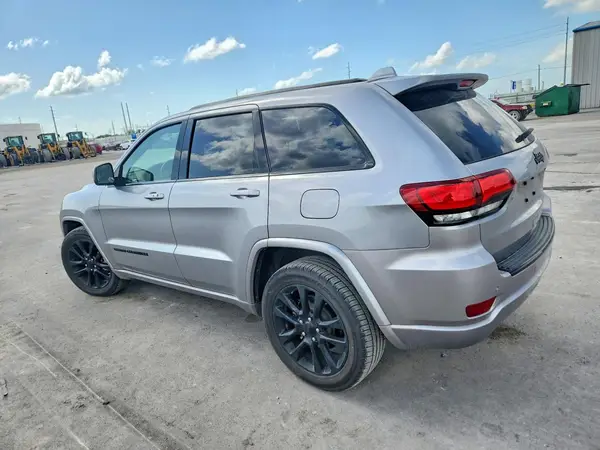 1C4RJEAG1JC430875 2018 JEEP GRAND CHEROKEE - Image 2