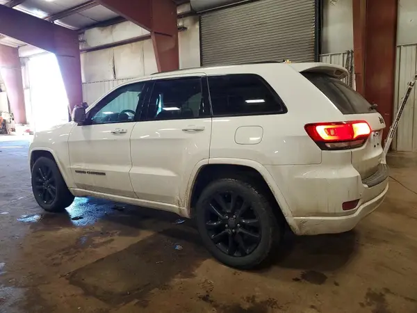 1C4RJEAG1KC572659 2019 JEEP GRAND CHEROKEE - Image 2