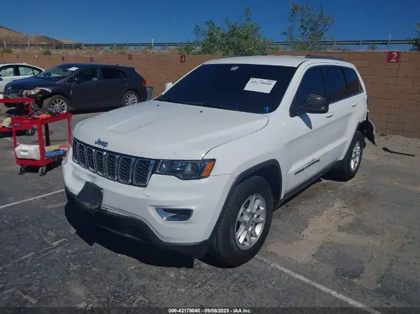1C4RJEAG1LC102410 2020 JEEP GRAND CHEROKEE - Image 2