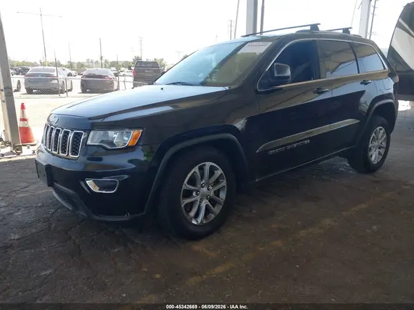 1C4RJEAG1MC738925 2021 JEEP GRAND CHEROKEE - Image 2