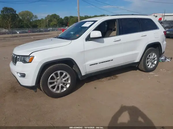 1C4RJEAG1NC180639 2022 JEEP GRAND CHEROKEE - Image 2