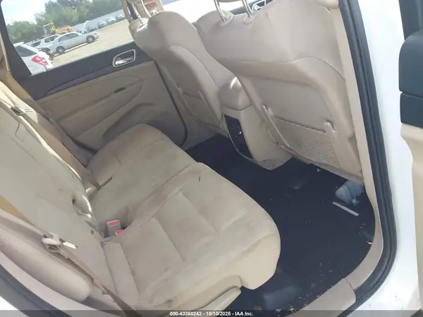 1C4RJEAG1NC180639 2022 JEEP GRAND CHEROKEE - Image 8