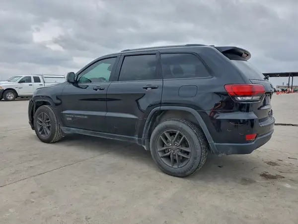 1C4RJEAG2HC637785 2017 JEEP GRAND CHEROKEE - Image 2