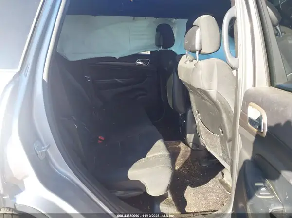 1C4RJEAG2HC663884 2017 JEEP GRAND CHEROKEE - Image 8