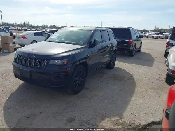 1C4RJEAG2HC702134 2017 JEEP GRAND CHEROKEE - Image 2