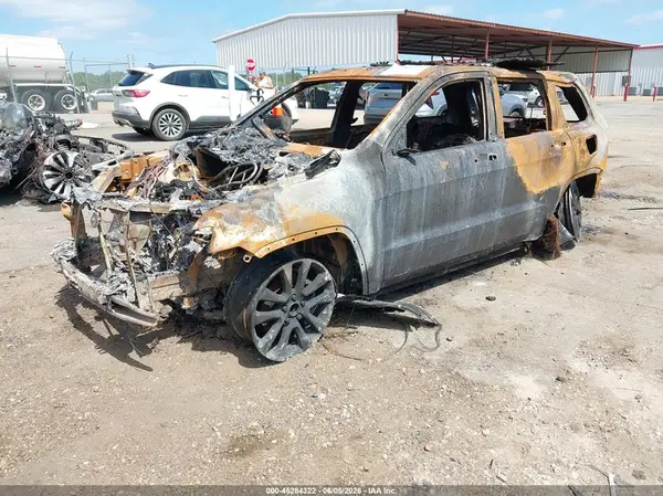 1C4RJEAG2JC208331 2018 JEEP GRAND CHEROKEE - Image 2