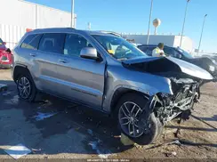 1C4RJEAG2JC253348 2018 JEEP GRAND CHEROKEE