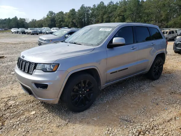 1C4RJEAG2JC304458 2018 JEEP GRAND CHEROKEE - Image 1