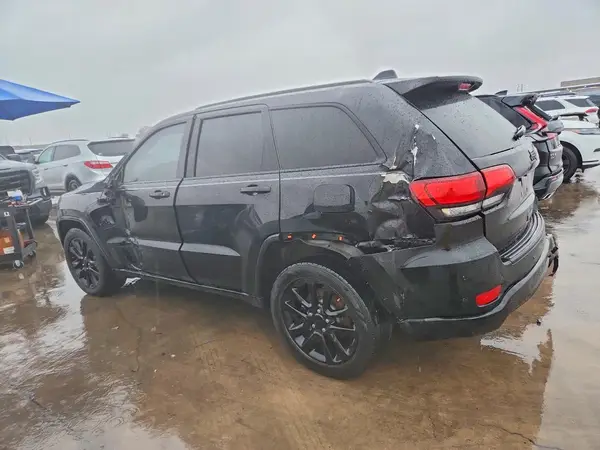 1C4RJEAG2JC322880 2018 JEEP GRAND CHEROKEE - Image 2