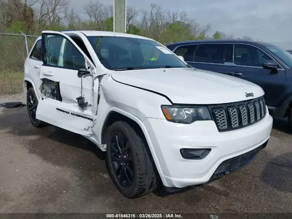 1C4RJEAG2JC353398 2018 JEEP GRAND CHEROKEE - Image 1