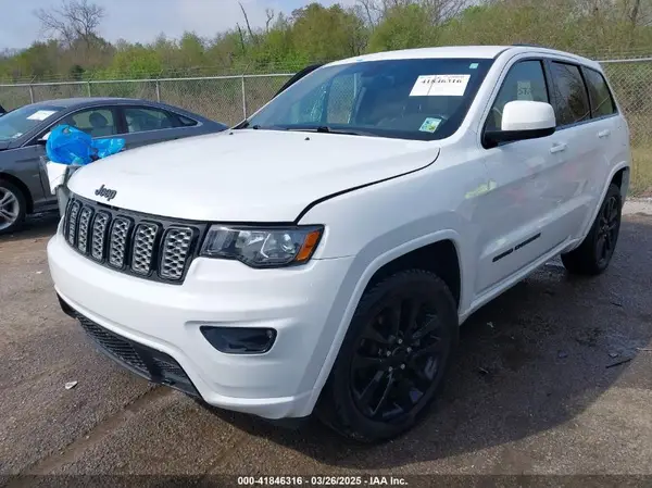 1C4RJEAG2JC353398 2018 JEEP GRAND CHEROKEE - Image 2
