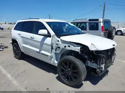 1C4RJEAG2JC404009 2018 JEEP GRAND CHEROKEE