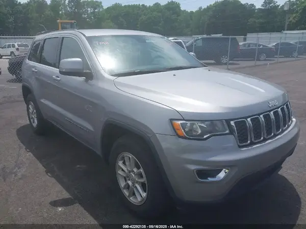 1C4RJEAG2JC455526 2018 JEEP GRAND CHEROKEE - Image 1