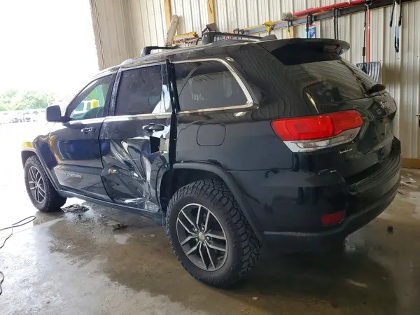 1C4RJEAG2JC482533 2018 JEEP GRAND CHEROKEE - Image 2