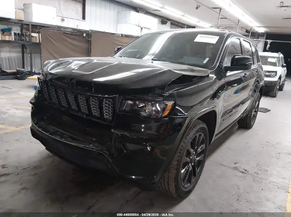 1C4RJEAG2JC512470 2018 JEEP GRAND CHEROKEE - Image 2