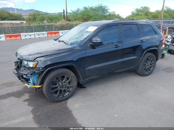 1C4RJEAG2KC672706 2019 JEEP GRAND CHEROKEE - Image 2