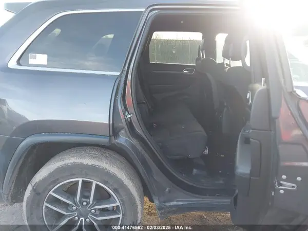 1C4RJEAG2KC698822 2019 JEEP GRAND CHEROKEE - Image 8