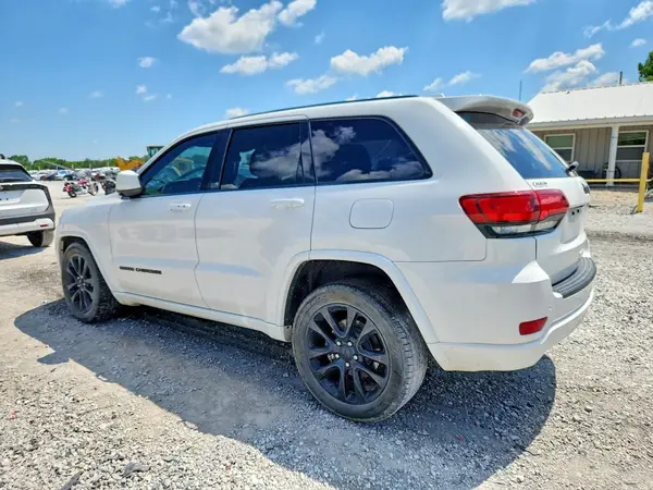 1C4RJEAG2KC856916 2019 JEEP GRAND CHEROKEE - Image 2