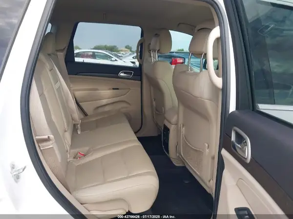 1C4RJEAG3HC605914 2017 JEEP GRAND CHEROKEE - Image 8