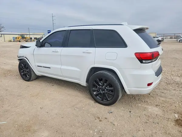 1C4RJEAG3HC702871 2017 JEEP GRAND CHEROKEE - Image 2