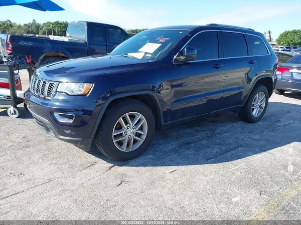 1C4RJEAG3HC805059 2017 JEEP GRAND CHEROKEE - Image 2