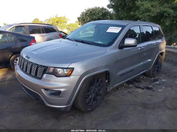 1C4RJEAG3HC898018 2017 JEEP GRAND CHEROKEE - Image 2