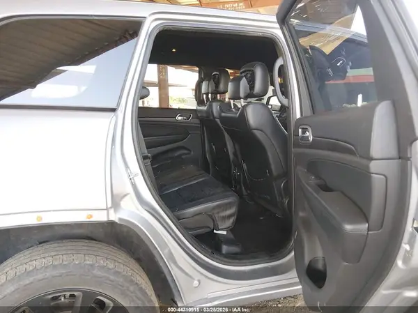 1C4RJEAG3HC952739 2017 JEEP GRAND CHEROKEE - Image 8