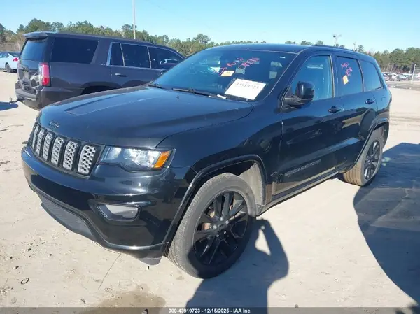 1C4RJEAG3JC113664 2018 JEEP GRAND CHEROKEE - Image 2