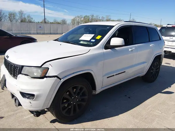 1C4RJEAG3JC193418 2018 JEEP GRAND CHEROKEE - Image 2