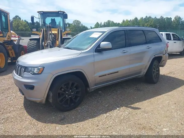1C4RJEAG3JC344533 2018 JEEP GRAND CHEROKEE - Image 2