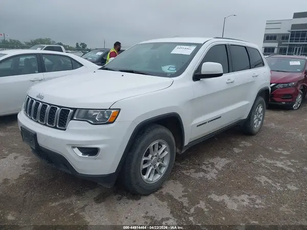 1C4RJEAG3JC438167 2018 JEEP GRAND CHEROKEE - Image 2