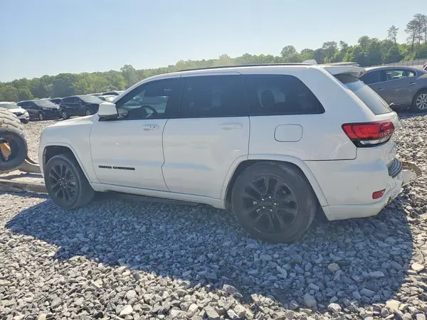 1C4RJEAG3JC511733 2018 JEEP GRAND CHEROKEE - Image 2