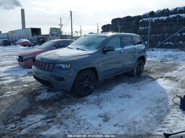 1C4RJEAG3KC752421 2019 JEEP GRAND CHEROKEE - Image 2