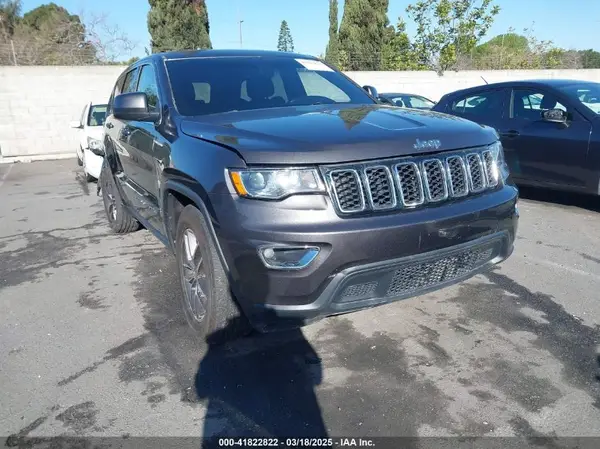 1C4RJEAG3KC776704 2019 JEEP GRAND CHEROKEE - Image 1