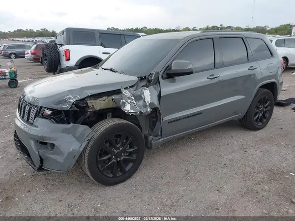 1C4RJEAG3KC798704 2019 JEEP GRAND CHEROKEE - Image 2