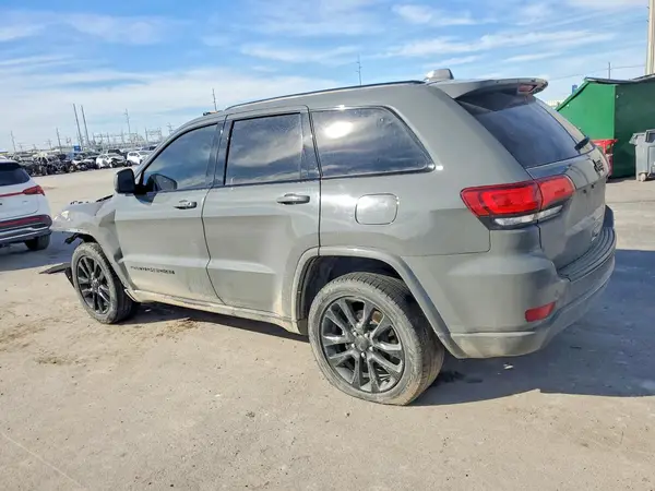 1C4RJEAG3KC844290 2019 JEEP GRAND CHEROKEE - Image 2