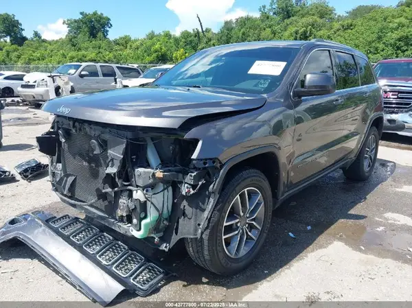 1C4RJEAG3LC145453 2020 JEEP GRAND CHEROKEE - Image 2