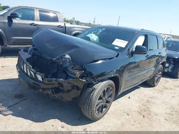 1C4RJEAG3LC246010 2020 JEEP GRAND CHEROKEE - Image 2