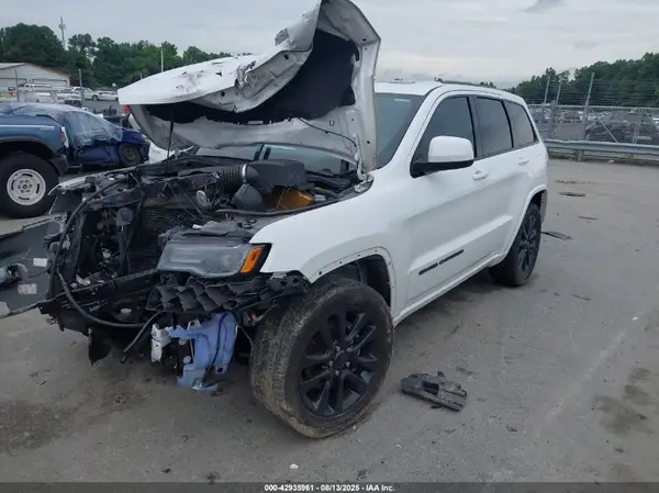 1C4RJEAG3LC391807 2020 JEEP GRAND CHEROKEE - Image 2