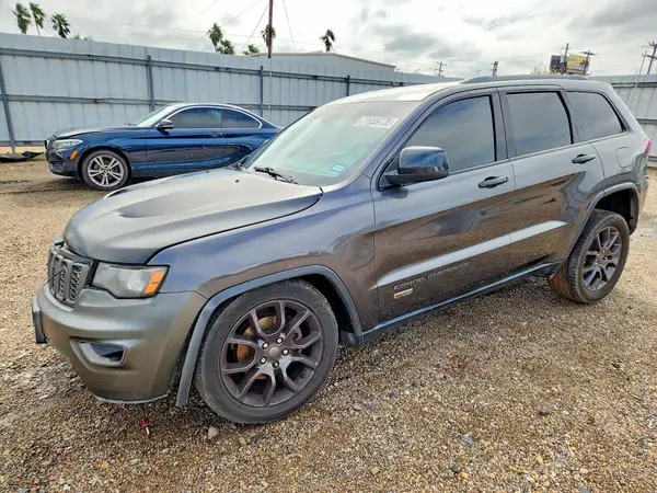 1C4RJEAG4HC685529 2017 JEEP GRAND CHEROKEE - Image 1