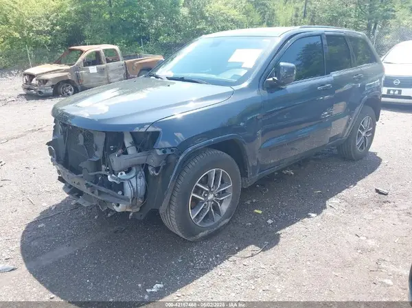 1C4RJEAG4HC757278 2017 JEEP GRAND CHEROKEE - Image 2