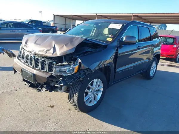 1C4RJEAG4HC757362 2017 JEEP GRAND CHEROKEE - Image 2