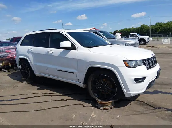 1C4RJEAG4HC761850 2017 JEEP GRAND CHEROKEE - Image 1