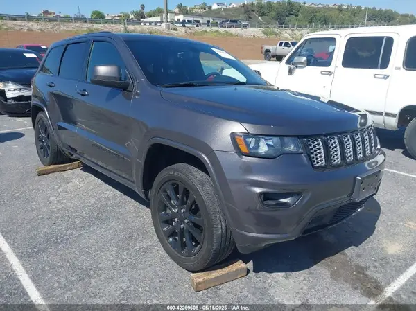 1C4RJEAG4HC816457 2017 JEEP GRAND CHEROKEE - Image 1